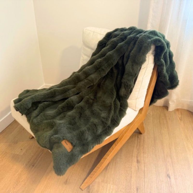 Forest green lux faux fur throw