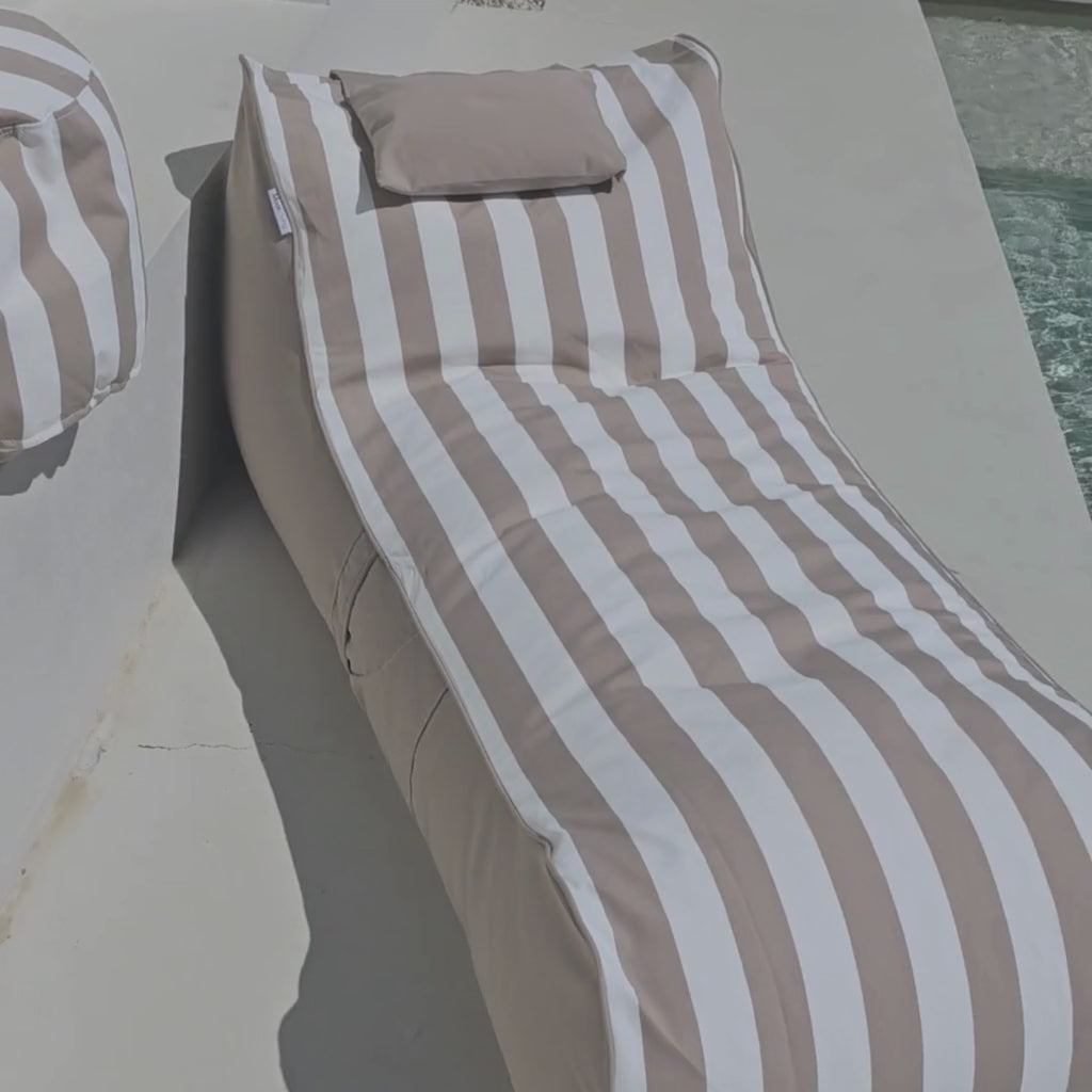 Cójelo Poolside Stripe Sunlounger outdoor Bean Bag by Mooi Living– Outdoor Bean Bag Chair